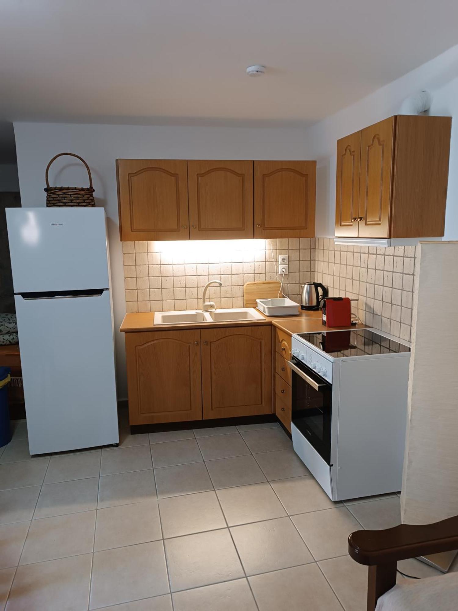 Mani Home Néon Oítilon Exteriér fotografie